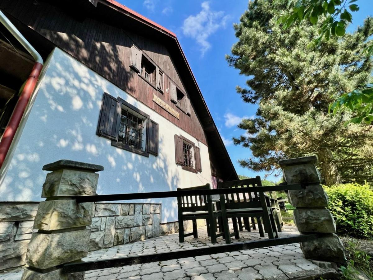 Country House Markousovice Villa Exterior foto